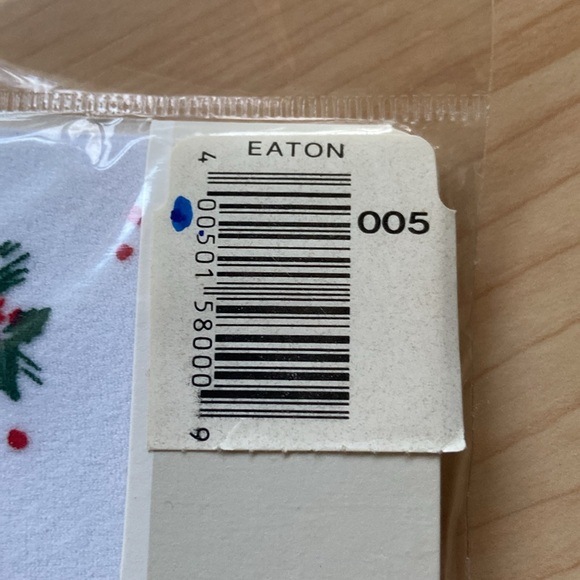 VTG Vanity Fair Christmas Holly Patterned Fashion Knee High Stockings Pantyhose - Picture 4 of 4